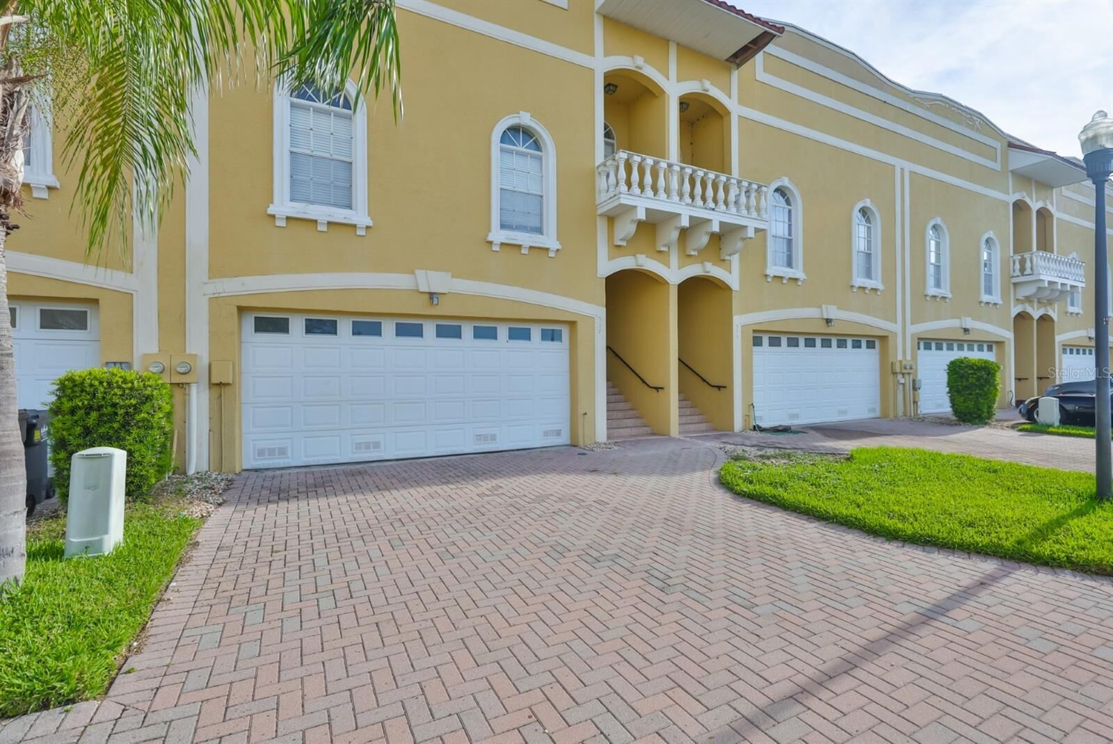 Property Photo:  517 Villa Treviso Court  FL 33572 
