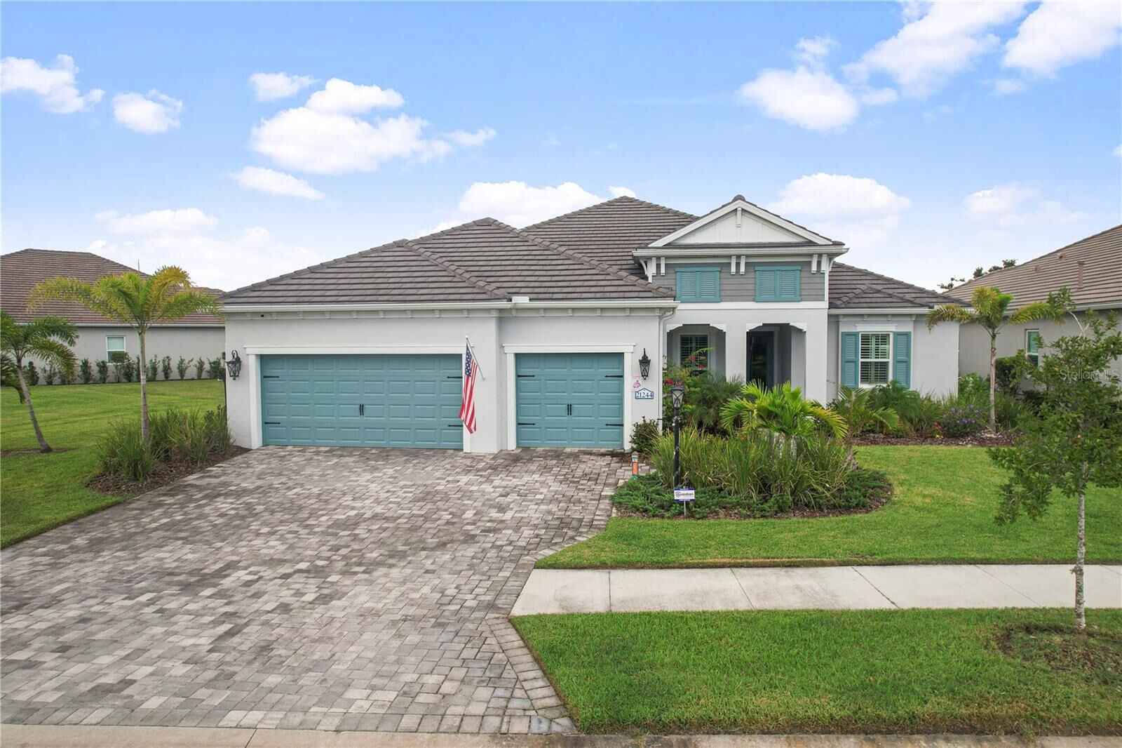 Property Photo: 21244 Holmes Circle FL 34293