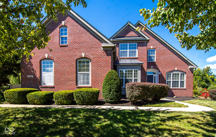 Property Photo:  10611 Proposal Pointe Way  IN 46040