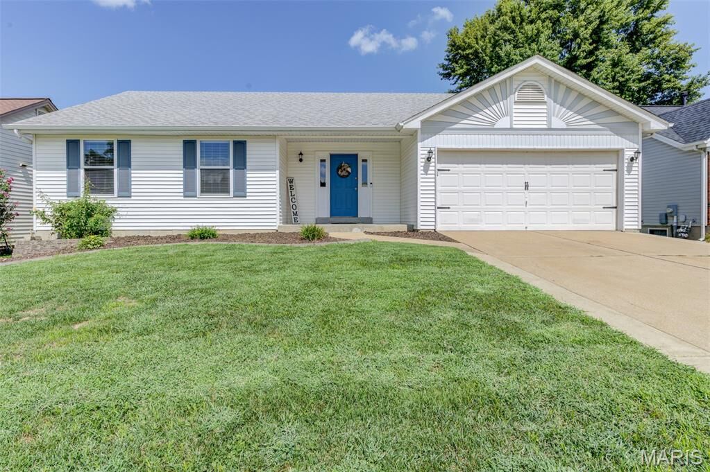 Property Photo:  415 Lantana Lane  MO 63376 