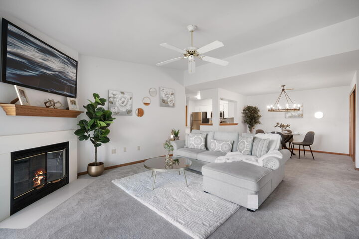 Property Photo: 2043 Pine Ridge Ct G WI 53024