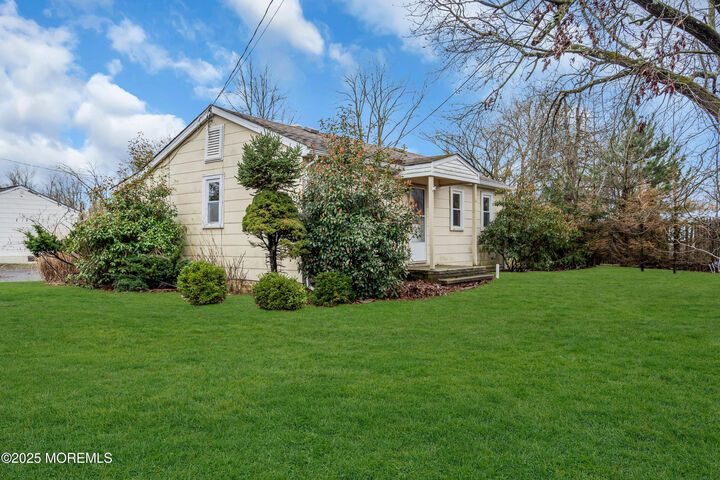 Property Photo:  70-72 Jacobstown Road  NJ 08533 