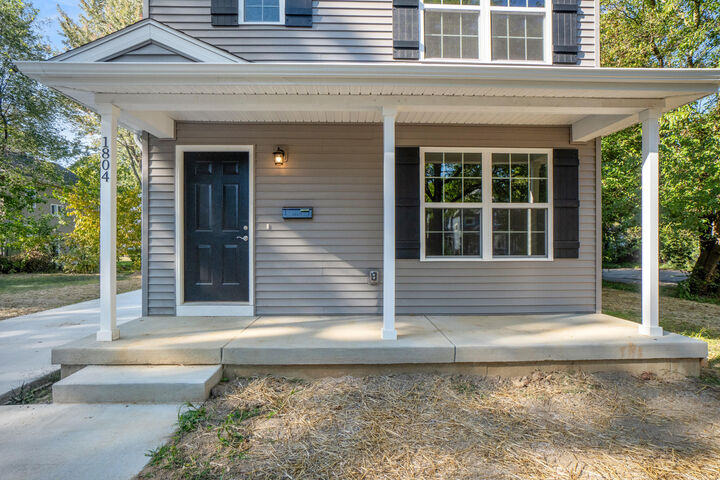 Property Photo:  1804 E Ganson Street  MI 49202 