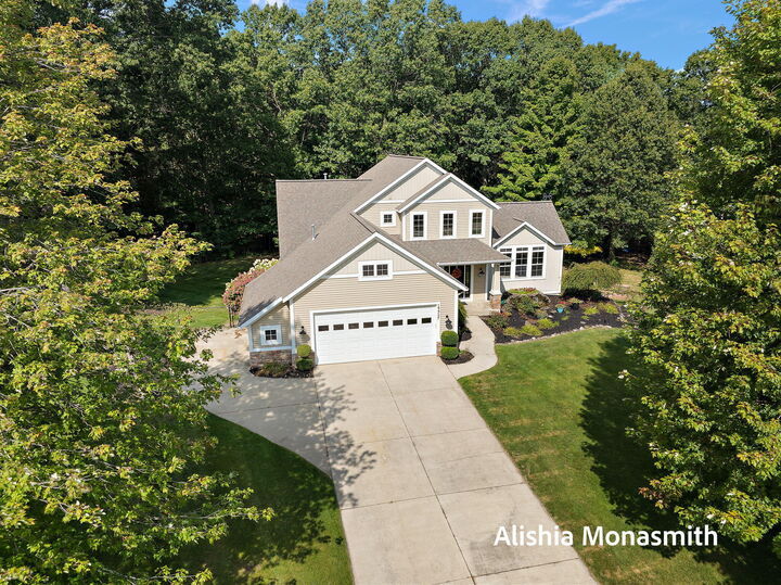 Property Photo:  14937 Sandstone Place  MI 49417 