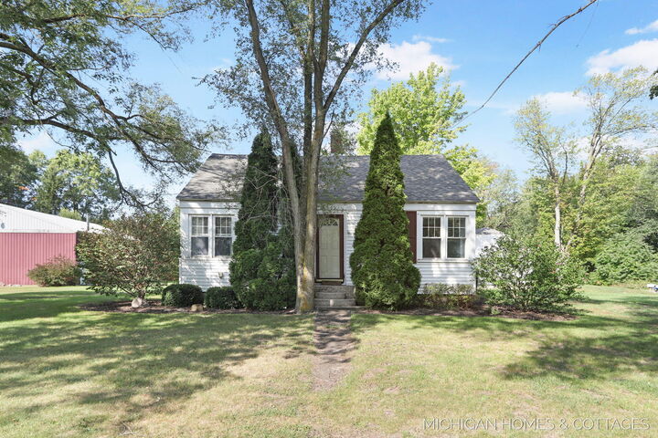 9561 96th Avenue  Zeeland MI 49464 photo