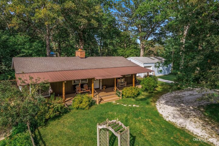 Property Photo: 1231 Hartman Trail IL 60548