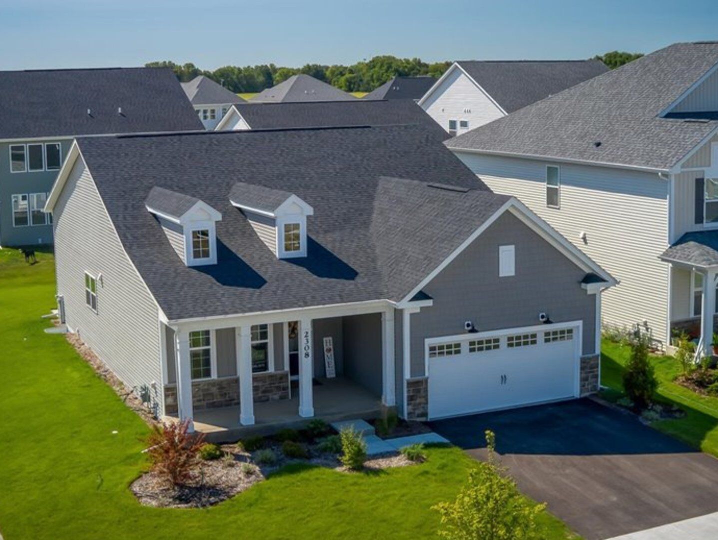 Property Photo:  2308 Lawlor Lane  IL 60564 