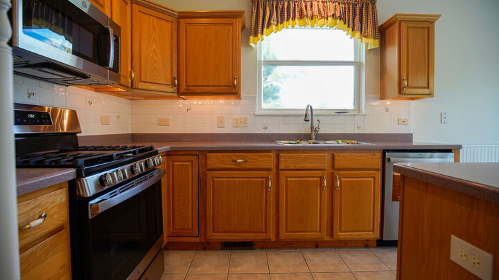 Property Photo: 12298 Winding Creek Loop IL 60142