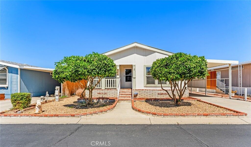 Property Photo: 44725 E Florida Avenue 212 CA 92544