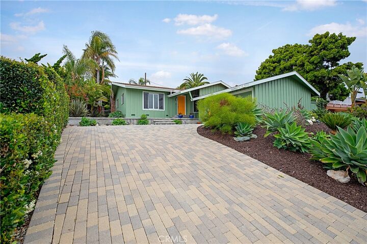 Property Photo:  26951 Calle Granada  CA 92624 