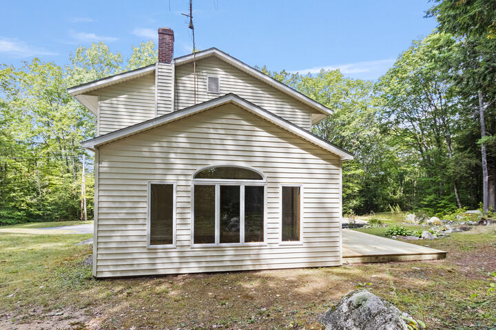 Property Photo: 452 N Raymond Road ME 04274
