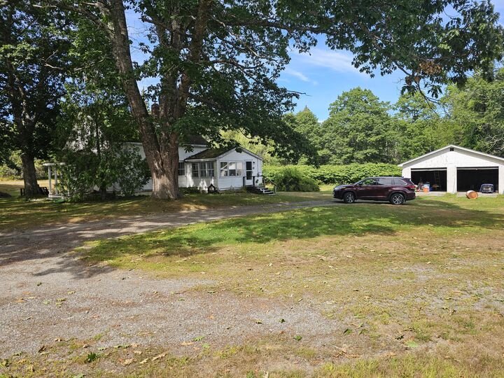 Property Photo:  191 W Shore Road  ME 04677 