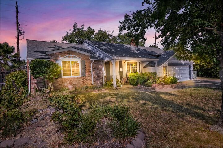 Property Photo: 2113 Weldon Way CA 95825