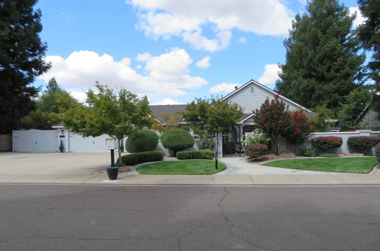 Property Photo:  10307 Rio Sombra Court  CA 95361 