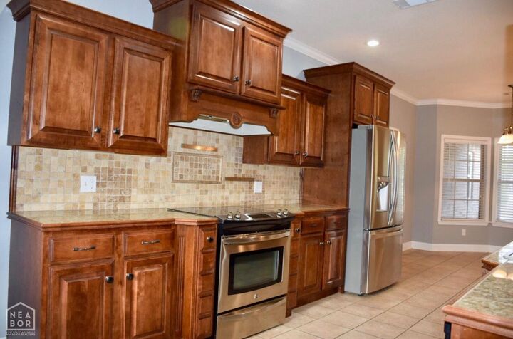 Property Photo:  916 Ouachita 88  AR 71701 