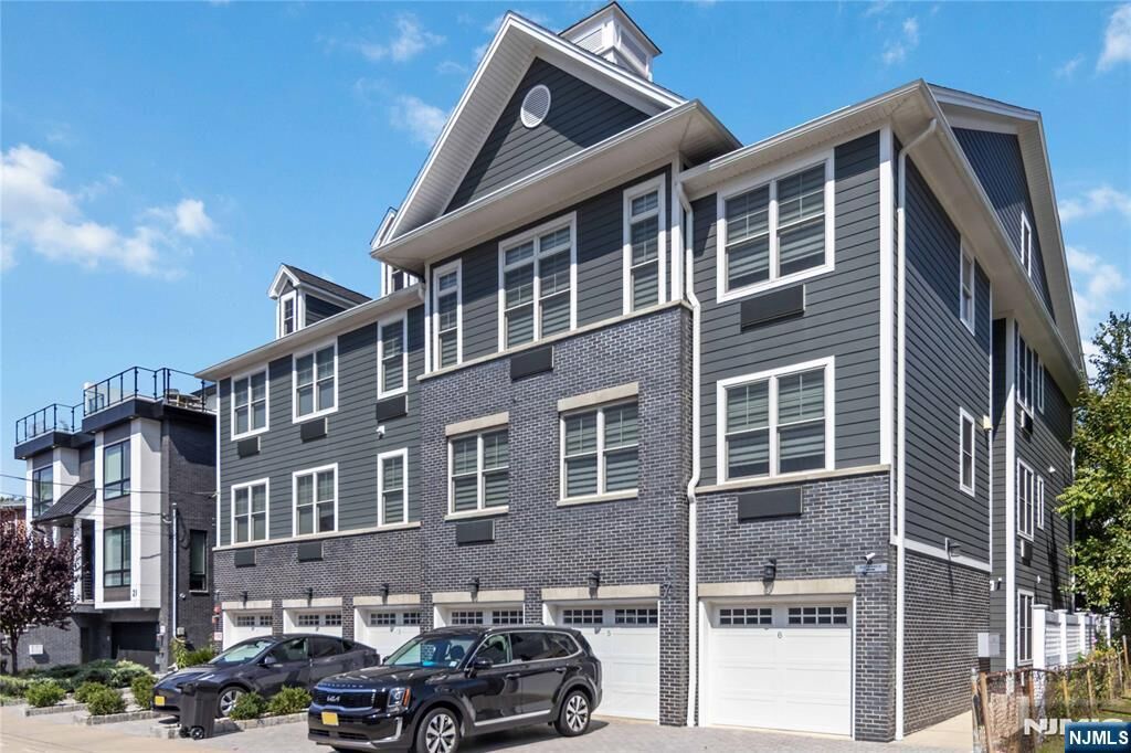 Property Photo: 17 Cumbermeade Road 102 NJ 07024