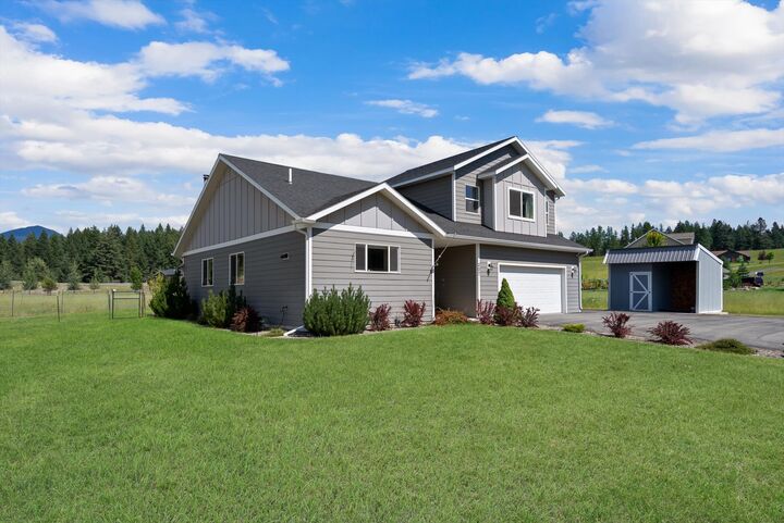 Property Photo: 207 Fieldstone Drive MT 59901