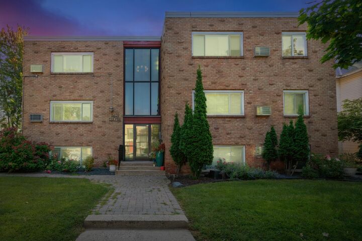 2639 Colfax Avenue S 101  Minneapolis MN 55408 photo
