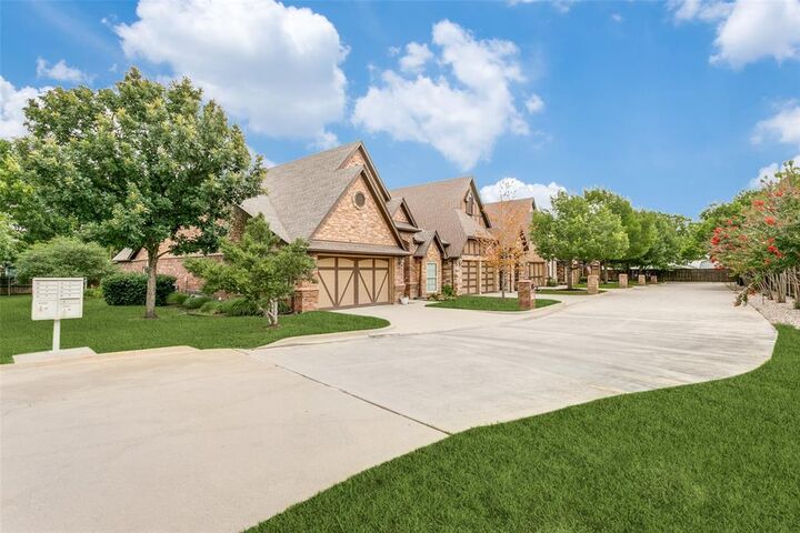 223 Wood Street 201  Grapevine TX 76051 photo