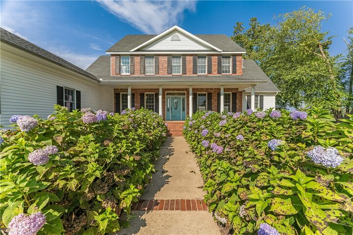 Property Photo:  2247 Heather Cove  AR 72701 