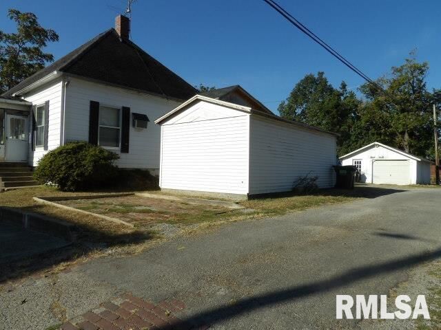 Property Photo: 19 S Webster Street IL 62946
