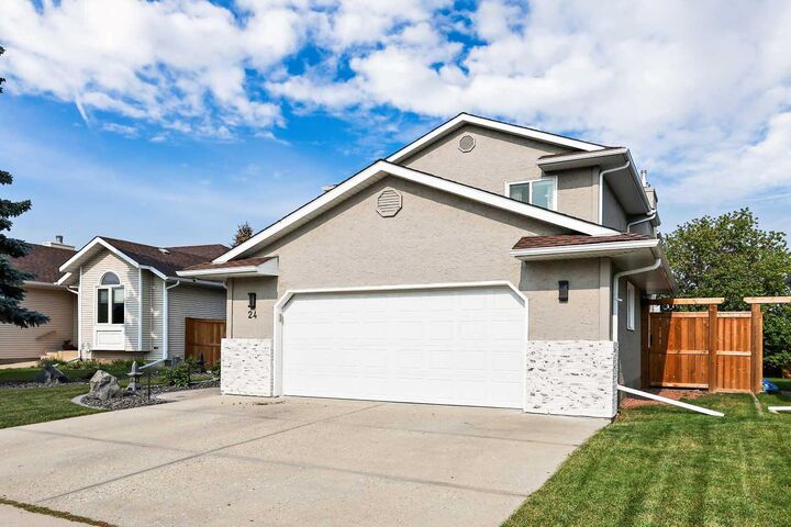 Property Photo:  24 Westridge Drive SW  AB T1S 1N2 