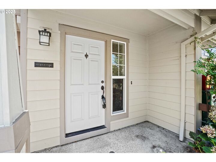 Property Photo:  17974 SW Oak St  OR 97007 