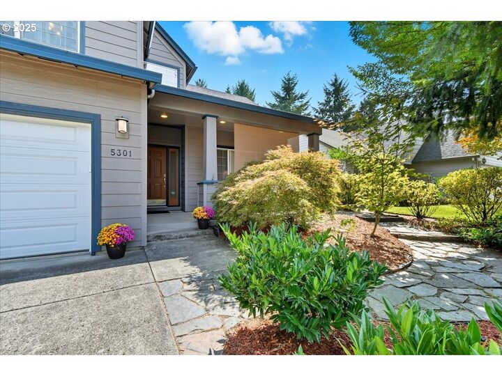 Property Photo:  5301 NE 68th Ave  WA 98661 