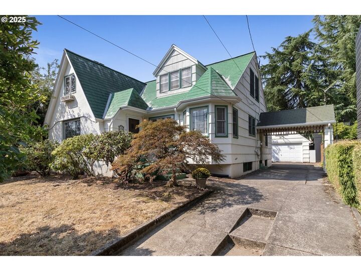 5825 SE 19th Ave  Portland OR 97202 photo
