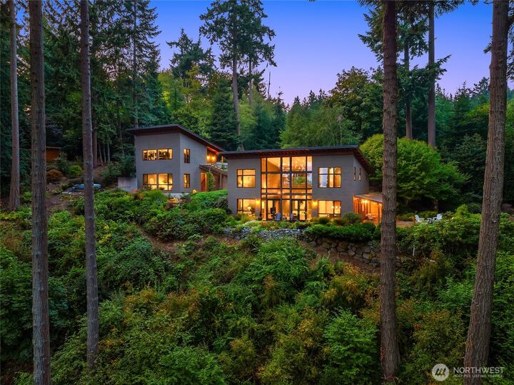 11121 NE Brownell Lane  Bainbridge Island WA 98110 photo