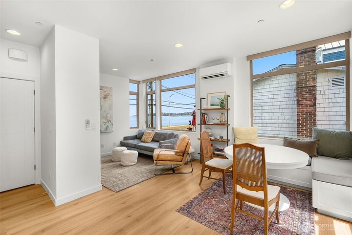 Property Photo: 1706 Alki Avenue SW B WA 98116