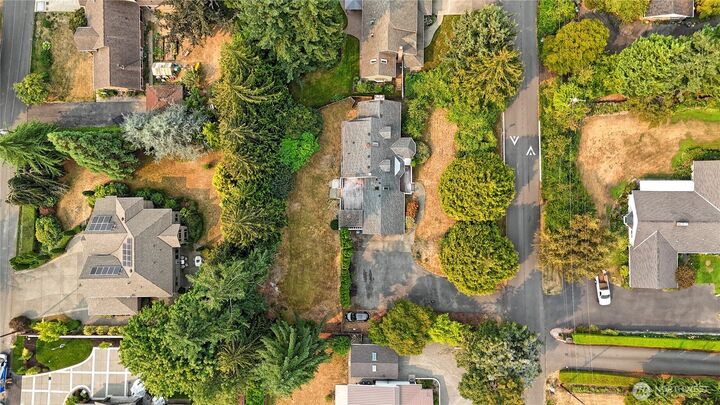 Property Photo:  13649  Main St  WA 98005 