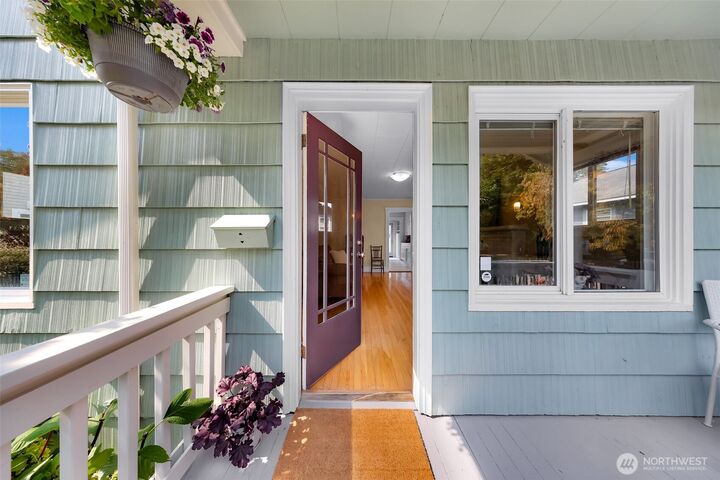 Property Photo:  2321  Williams Street  WA 98225 