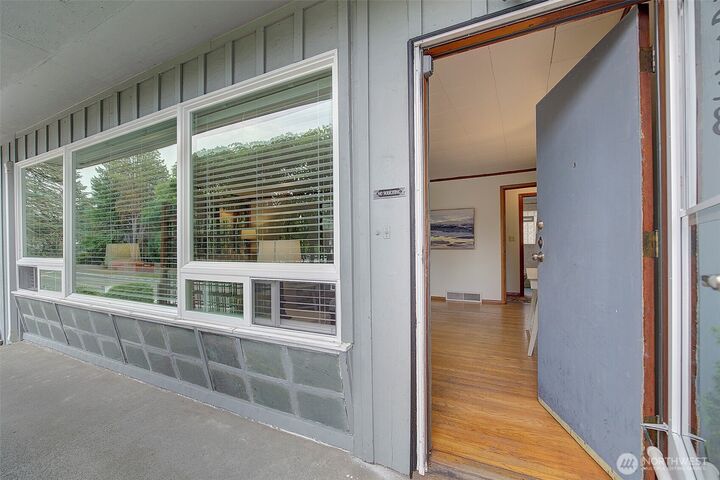 Property Photo: 2138 N 130th Street WA 98133