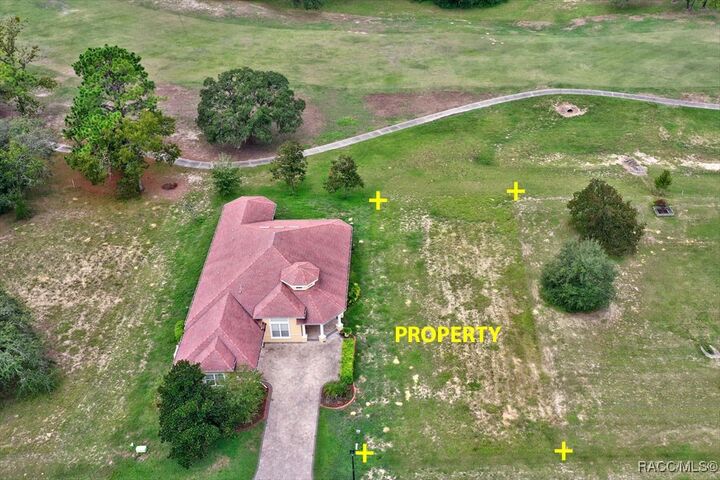 Property Photo:  42 Woodfield Circle  FL 34446 