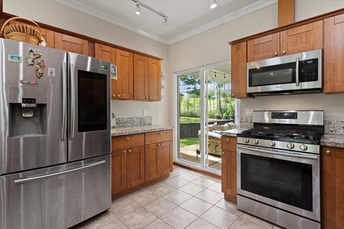 Property Photo:  200 Awalau Rd Unit B  HI 96708 