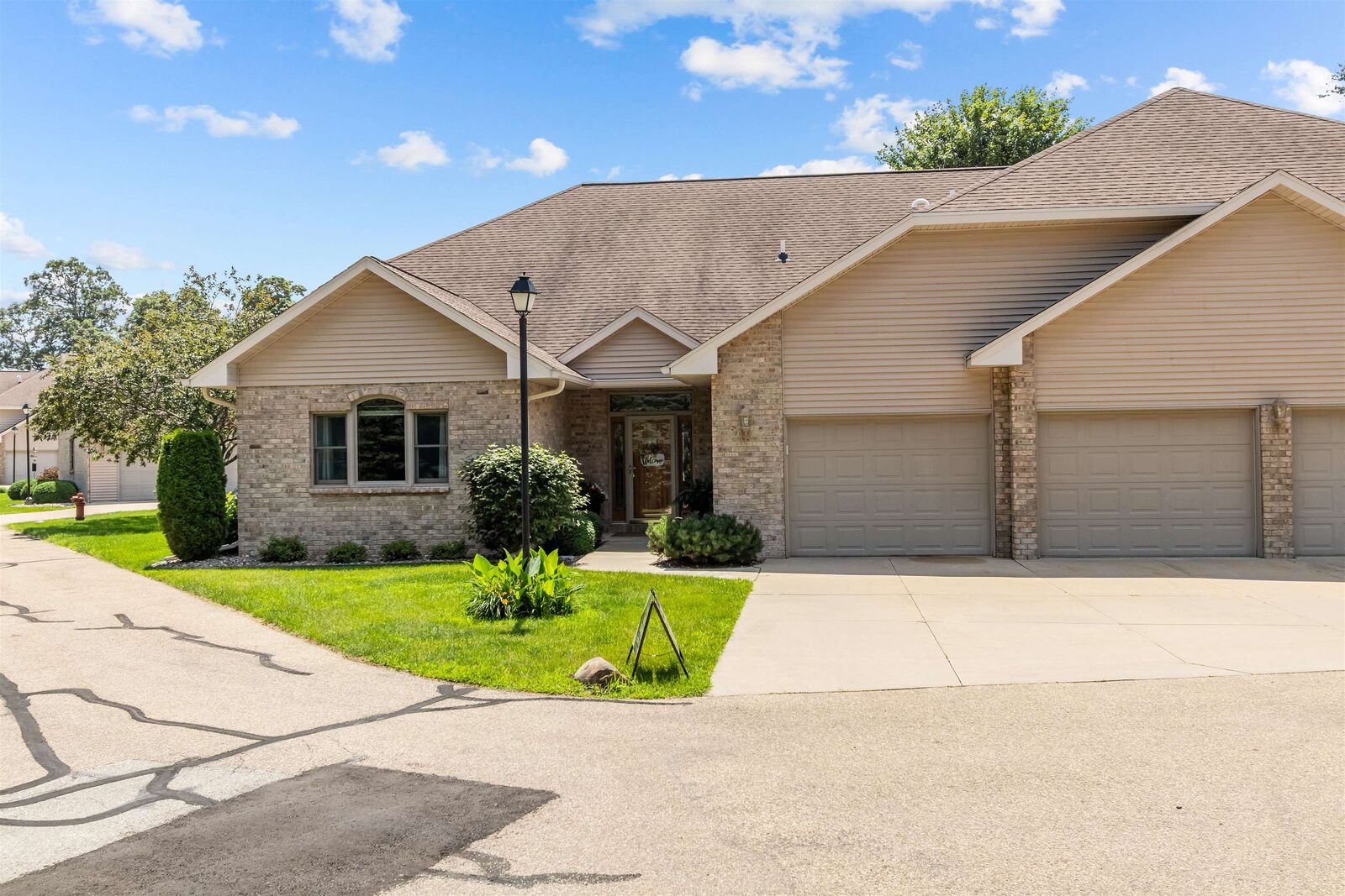 Property Photo:  945 Brighton Drive  WI 54952 