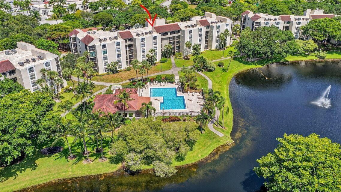 Property Photo:  1915 Lavers Circle E103  FL 33444 