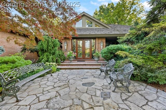 9 West Lane  Dearborn MI 48124 photo