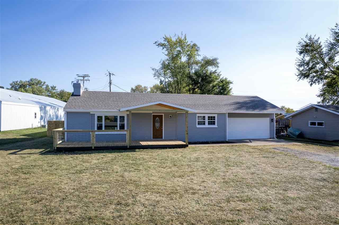 Property Photo:  1209 E Main Street  IN 47330 