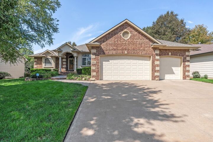 Property Photo: 1303 S Threewood St KS 67235