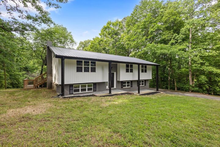 Property Photo: 711 Omega Drive TN 37397