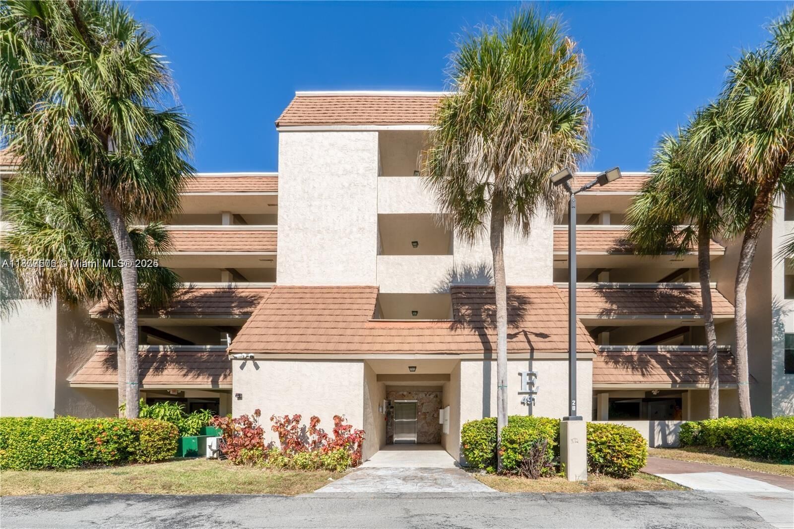 Property Photo:  491 Ives Dairy Rd 202-5  FL 33179 