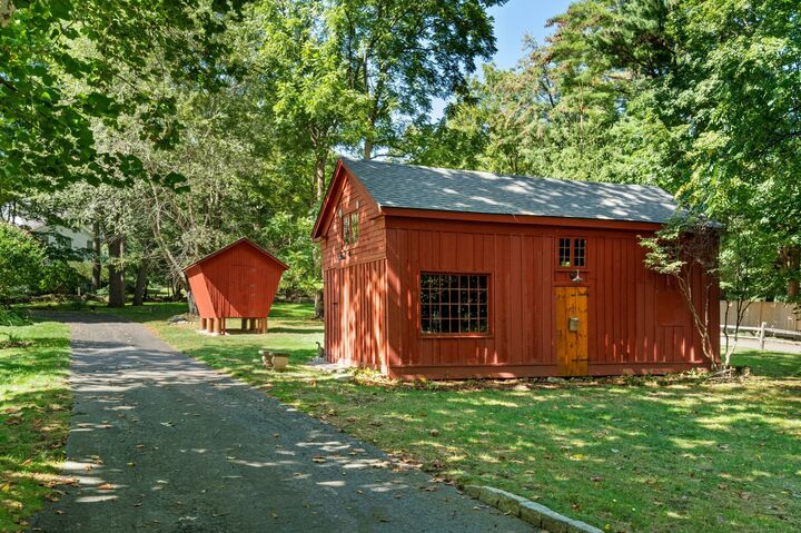 Property Photo:  365 Greens Farms Road  CT 06880 