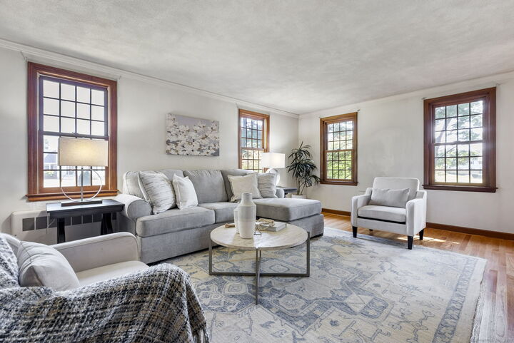 Property Photo:  5 Robeth Lane  CT 06109 