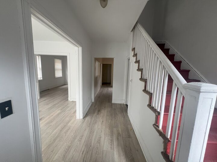 Property Photo:  270 East Avenue  CT 06610 