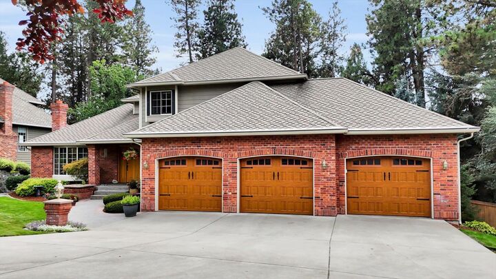 Property Photo:  6824 S Highland Park Dr  WA 99223 