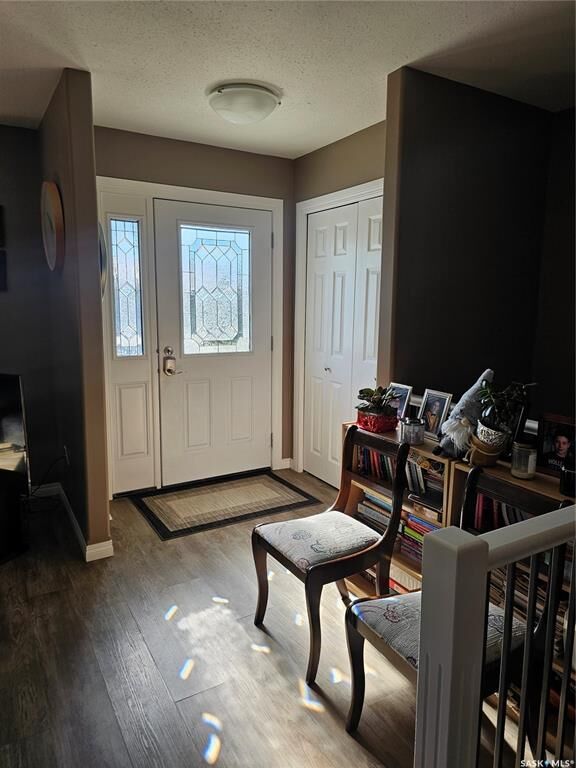 Property Photo:  280 2nd Avenue W 2  SK S0K 4L0 