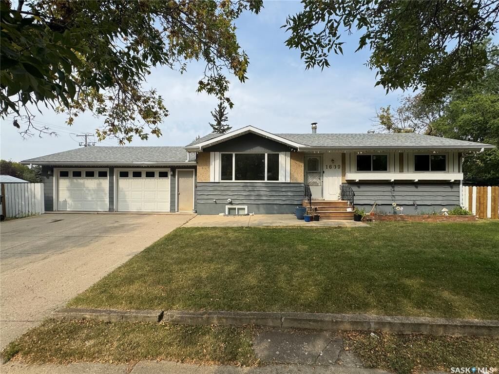 Photo de la propriété:  1609 Warren Avenue  SK S4H 0M3 