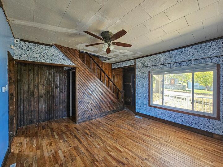 Property Photo: 511 Broadway St. OH 45692